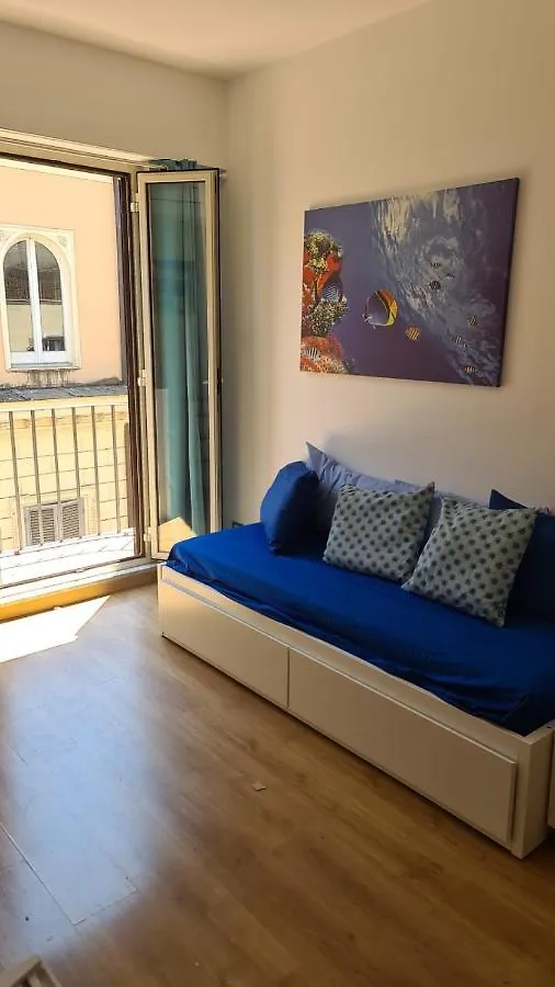 Sunshine Apartment 로마